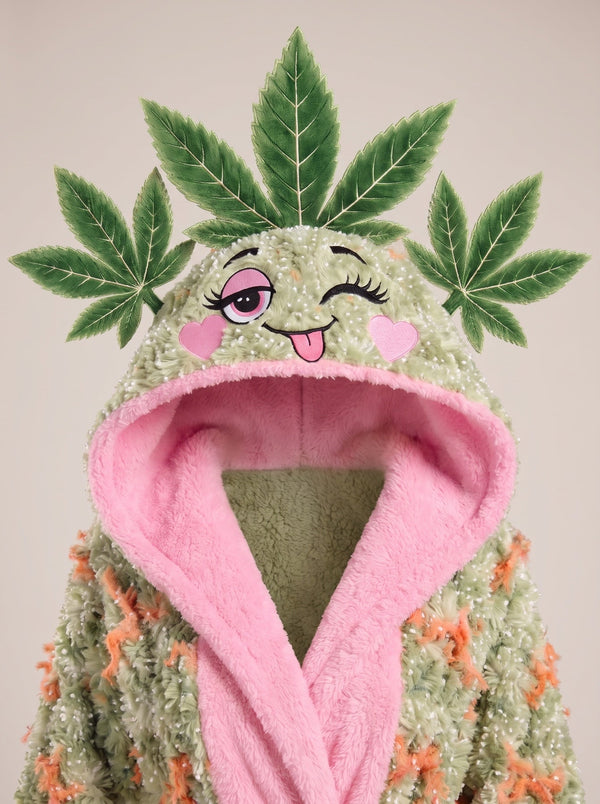 Bud hood with winking face and fan-leaf crown